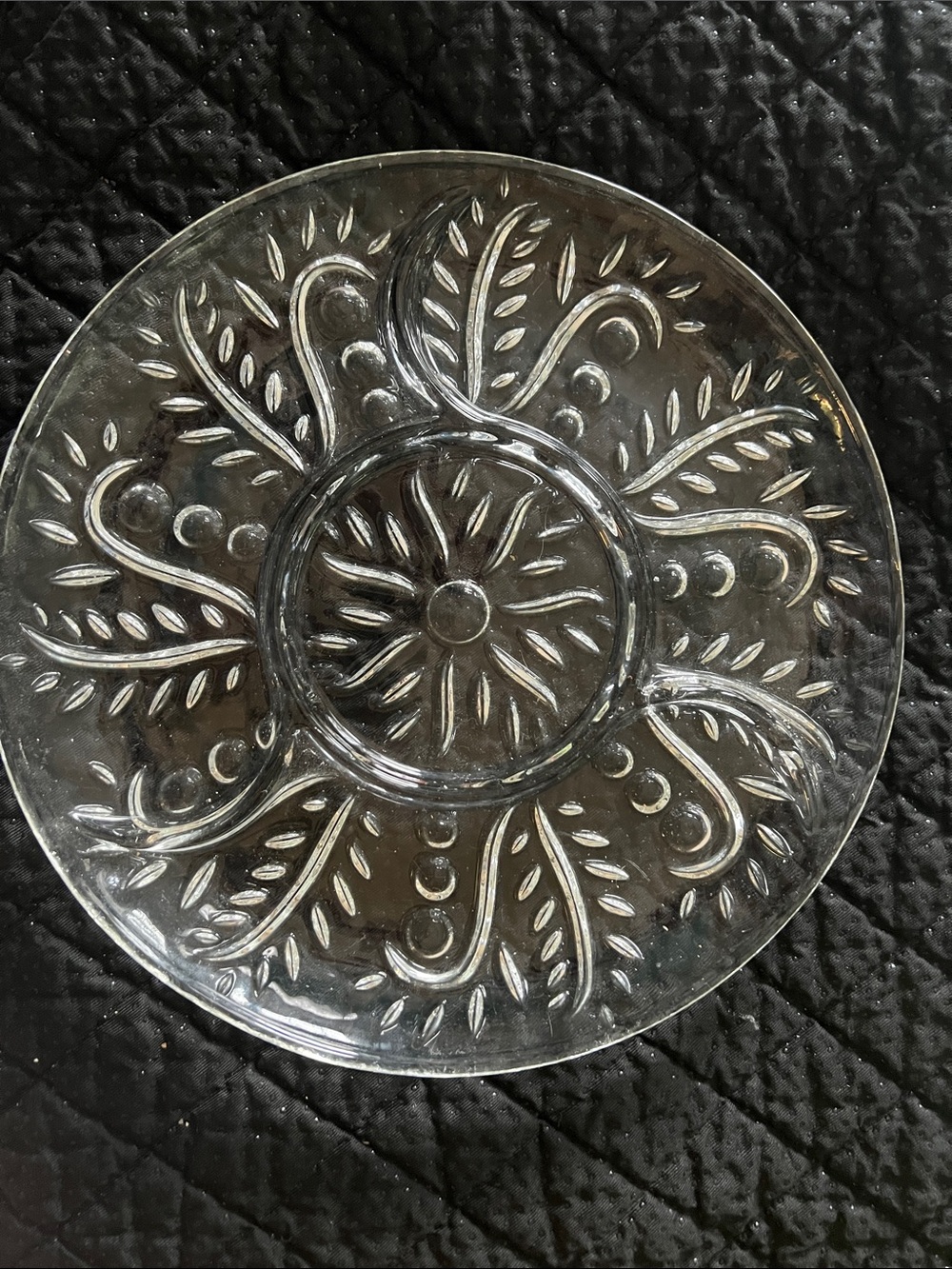 Clear Glass Decorative Dinner Plate - Home Dining